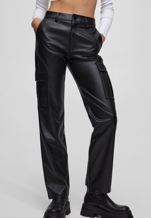 Cargo trousers - black