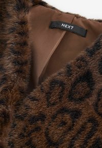 Next REGULAR FIT - Vest - leopard print