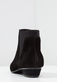 ALDO Botines bajos - black
