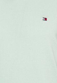 Tommy Hilfiger CREW NECK  - Camisola - minty essence