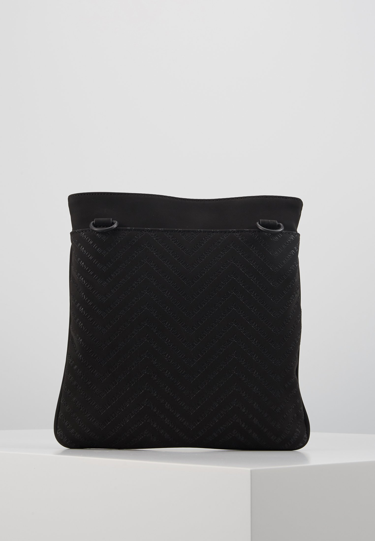 Versace Jeans Couture Skulderveske black Zalando.no Versace Jeans Couture Skulderveske black Zalando.no
