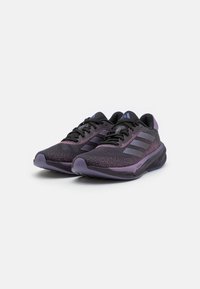 adidas Performance SUPERNOVA STRIDE - Zapatillas running asfalto - core black/shadow violet/lucid blue