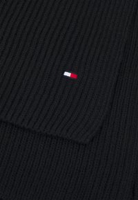 Tommy Hilfiger ESSENTIAL FLAG  - Sjal / Tørklæder - black