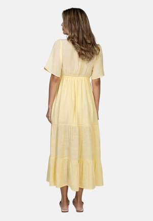 Estelou, SHORTSLEEVE DRESS - Robe de jour - butter yellow