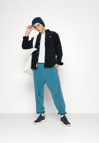 Carhartt WIP MADISON SHIRT - Camisa - astro/wax