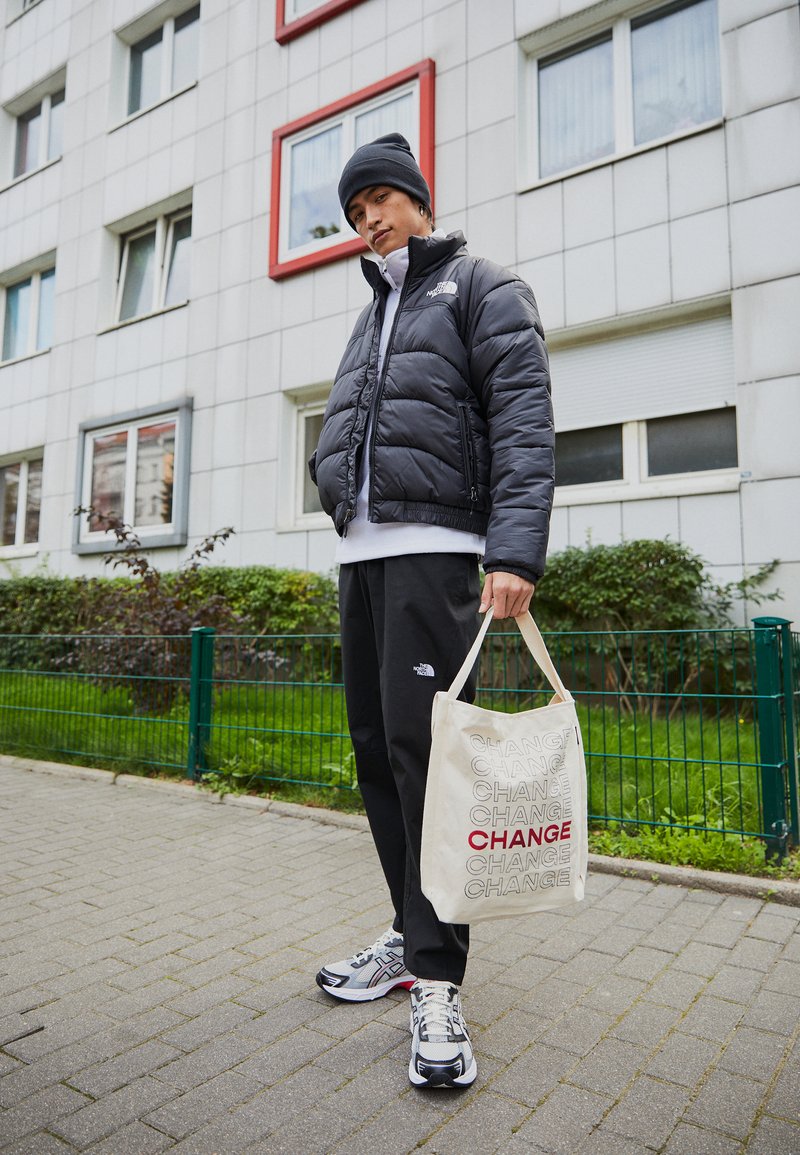 The North Face Zimní bunda - black