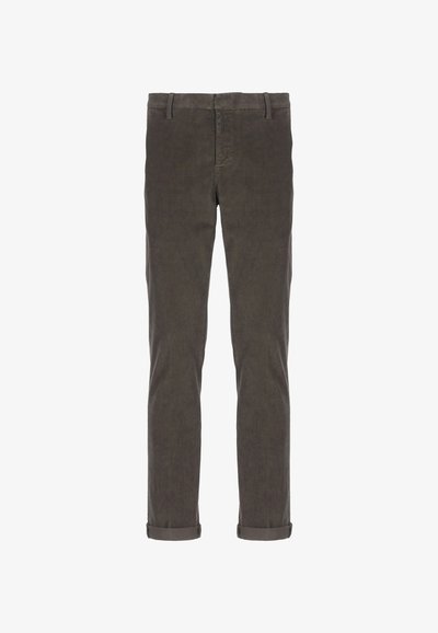 Pantaloni in velluto a coste grigio scuro con passanti per cintura, zip frontale e risvolti sulle caviglie, mostrati stesi su uno sfondo bianco.