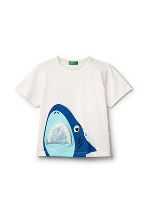 - T-shirt z nadrukiem