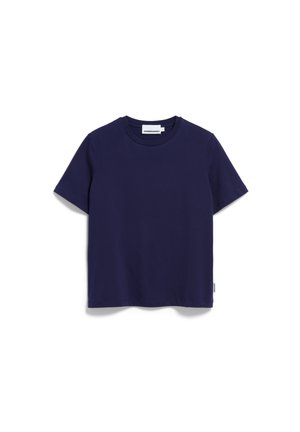 Marineblauwe T-shirt met korte mouwen, gemaakt van zachte katoen. Bevat een ronde hals en een zijlabelaccent. Eenvoudig, ontspannen ontwerp.