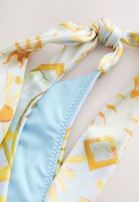 Never Fully Dressed Spodnji deli kopalk - blue sun