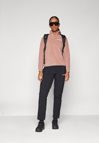 Adidas Terrex ESSENTIALS HALF ZIP  - Polárpulóver - warm clay