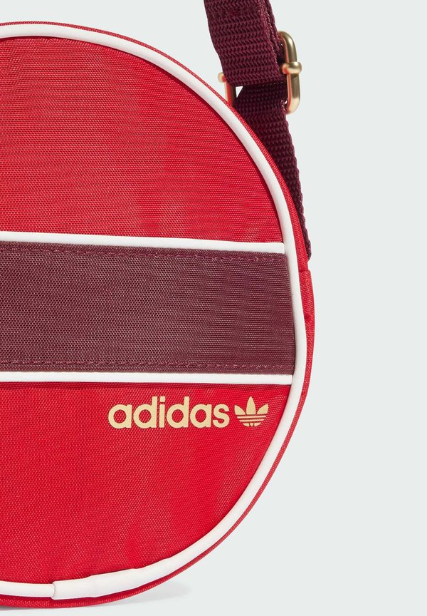 ROUND - Cross body bag3