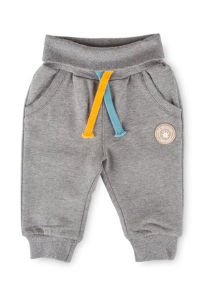 Pantalon de survêtement gris pour tout-petit avec taille et poignets côtelés, cordons jaunes et bleus, poches latérales, et écusson rond sur la jambe droite.