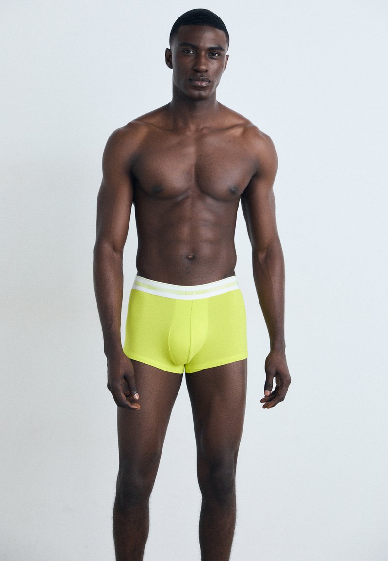 Calvin Klein Underwear - LOW RISE TRUNK 3 PACK - Uske bokserice - ash/black/lime, Povećaj