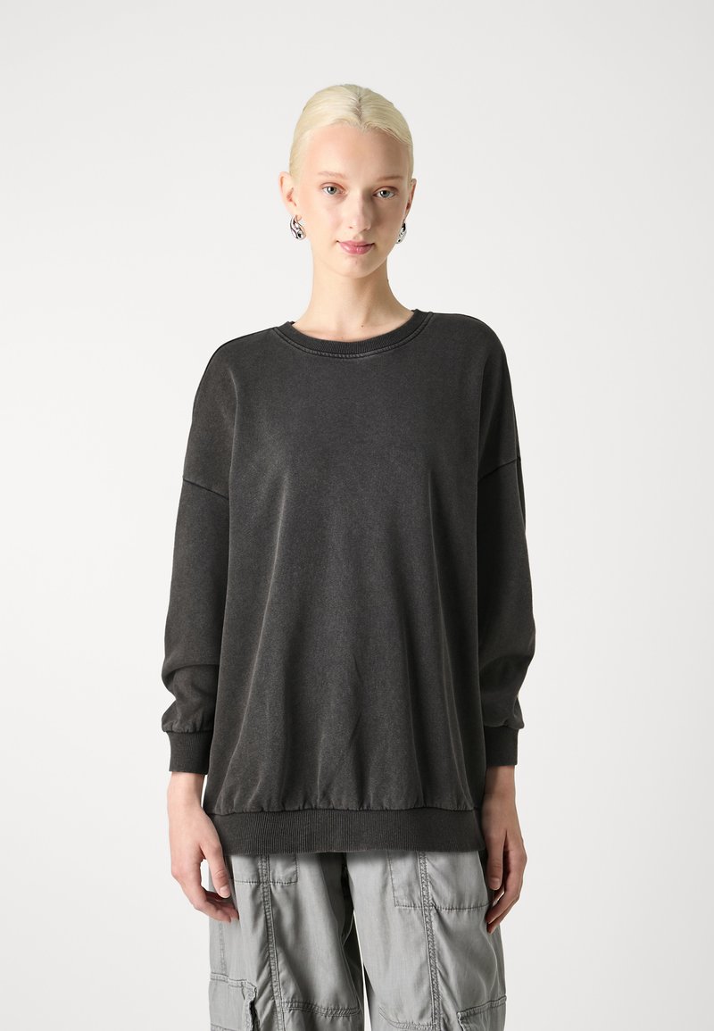 ONLY ONLLUCINDA O NECK - Sweatshirt - black