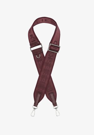 Regulowany szeroki bordowy pasek do torby z wytłoczonym tekstem, metalowymi elementami w kolorze srebra oraz podwójnymi obrotowymi karabińczykami na każdym końcu.