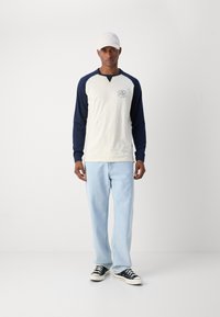 INDICODE JEANS Langærmet T-shirt - navy/off-white