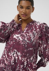 Kaffe Curve MINA  - Blouse - red black abstract graphic