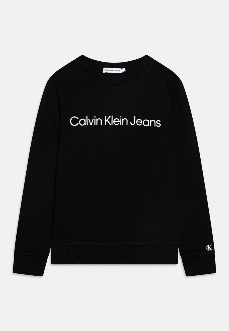 Felpa nera in cotone con maniche lunghe e scollo rotondo. Presenta la scritta bianca "Calvin Klein Jeans" sulla parte anteriore e il logo sulla manica.