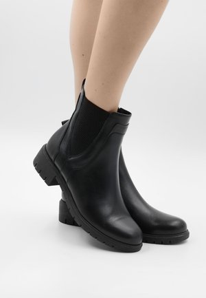 Botine - schwarz