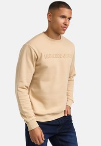 INDICODE JEANS INAVANT - Sudadera - irish cream