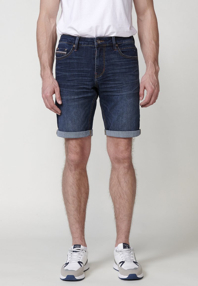 Koroshi - REGULAR BERMUDA WITH FIVE POCKETS - Short en jean - azul osc dark blue, Agrandir