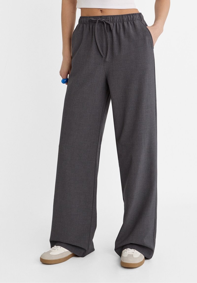 Stradivarius Pantalones deportivos - dark grey