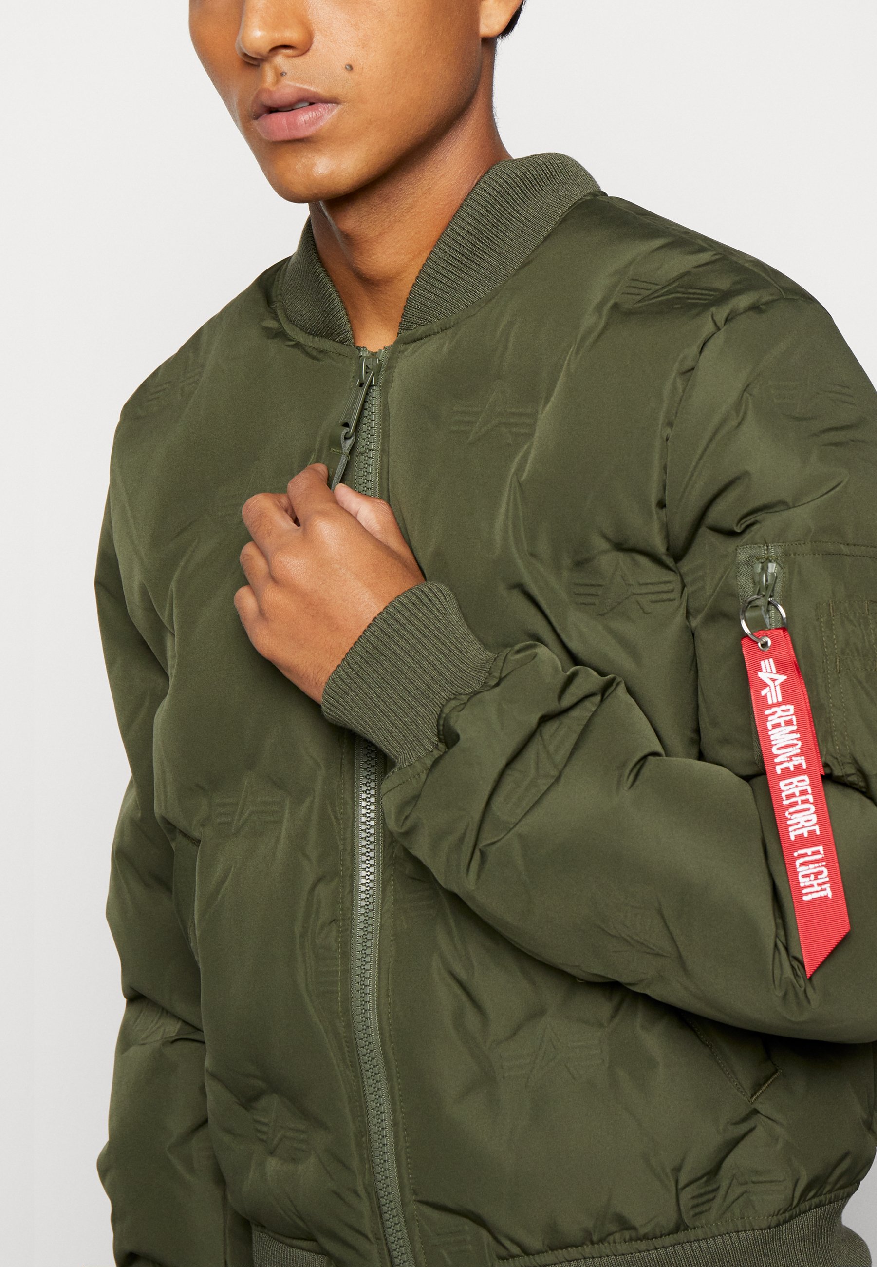 Alpha Industries MA-1 LOGO PUFFER - Bomber Jacket - dark olive