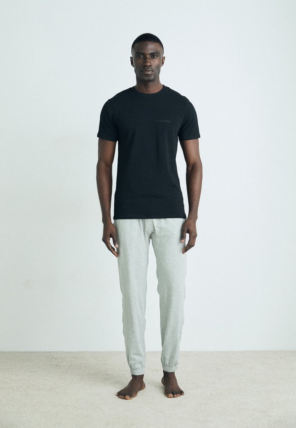 ELONGATED LOGO 2 PACK - Pyjama top4