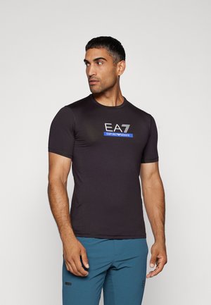 EA7 Emporio Armani VIGOR7 TEE BIG LOGO - Sports T-shirt - black bean