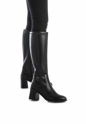 XTI Botas - black