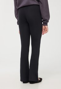 Terranova STITCH - Pantaloni - nero