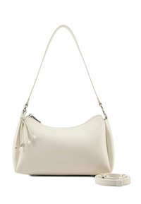 Borsa a mano in pelle color crema con forma curva, chiusura con cerniera e tracolla removibile. Presenta un cordoncino decorativo con dettagli a perline.