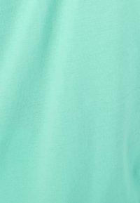 Non sélectionné, vert d'eau