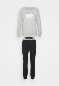 Valgt, black grey