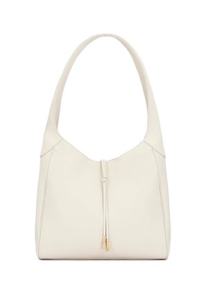 Sac à bandoulière en cuir couleur crème avec une seule sangle et un détail noué à l'avant se terminant par des embouts en métal doré.