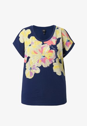 Granatowa damska koszulka z krótkim rękawem, z dużym żółto-różowym wzorem kwiatowym i małym białym napisem na przedniej prawej stronie.