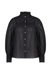 Chemise noire à manches longues avec un col montant à volants, une fermeture à boutons, et des accents décoratifs en dentelle sur la poitrine et les poignets. Tissu doux et transparent.