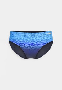 Bas de maillot de bain bleu présentant un motif dégradé avec des designs géométriques et en chevrons, passant d'un bleu clair à un bleu marine foncé. Texture lisse.
