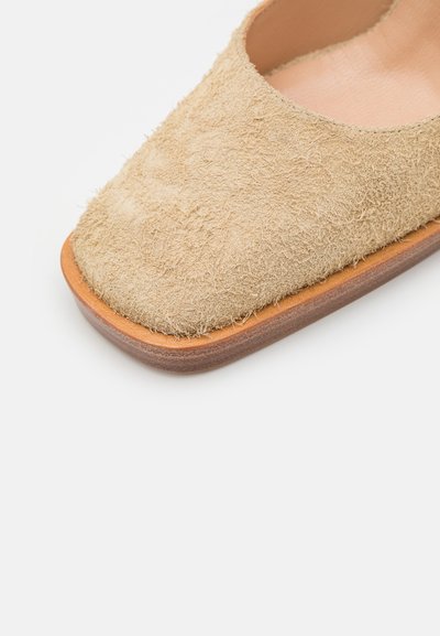 ECKHAUS LATTA BOWED  - Escarpins à talons hauts - beige