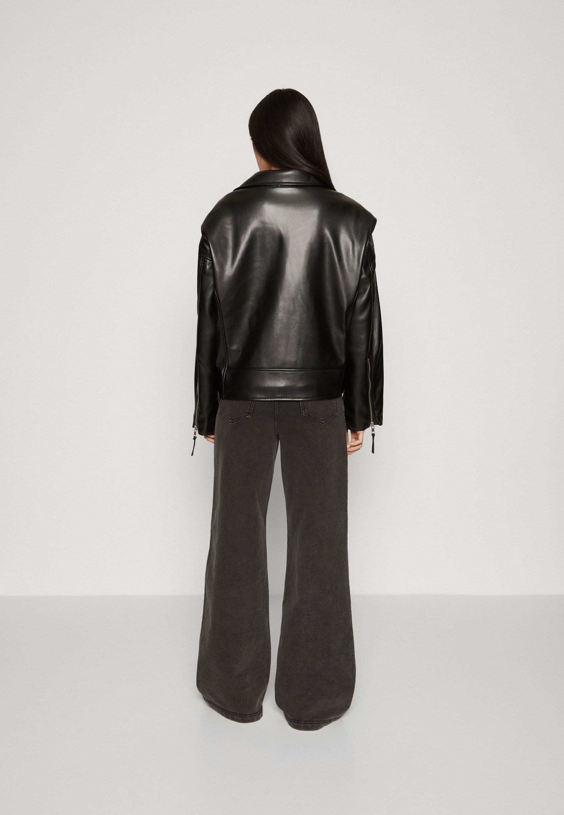 Good American Faux leather jacket - black - (Pre-owned) - Zalando.ie