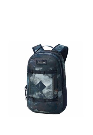 Zaino Dakine scuro con motivo, dotato di più scomparti, spallacci regolabili e una toppa frontale a forma di diamante.