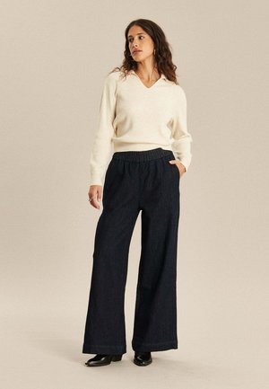 WIDE - Jeansy Relaxed Fit