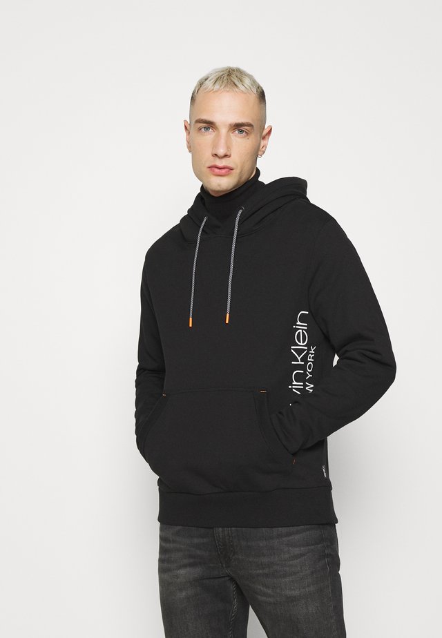 VERTICAL SIDE LOGO HOODIE - Sweat à capuche - black