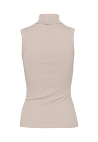 Top senza maniche color beige con collo alto; texture a coste; design aderente; tessuto morbido; senza chiusure o decorazioni aggiuntive.