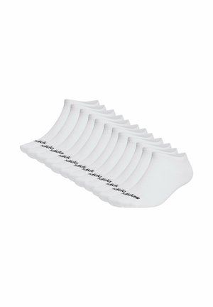 Witte enkelsokken in een rij, gemaakt van een katoenmix, met een zwart logo op de voetbed en een lage snit.