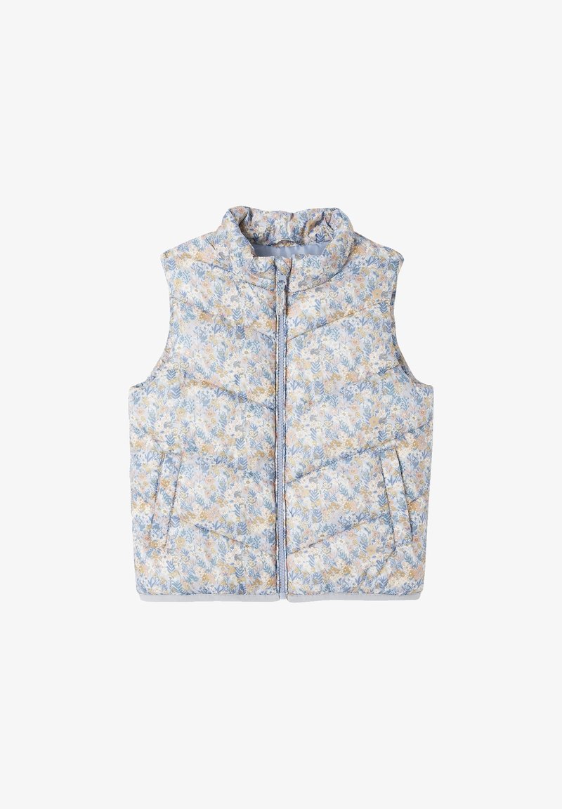 Bezrękawnik puchowy z przednim suwakiem, wysokim kołnierzem, bocznymi kieszeniami i delikatnym kwiatowym wzorem w odcieniach niebieskiego, beżu i bieli.