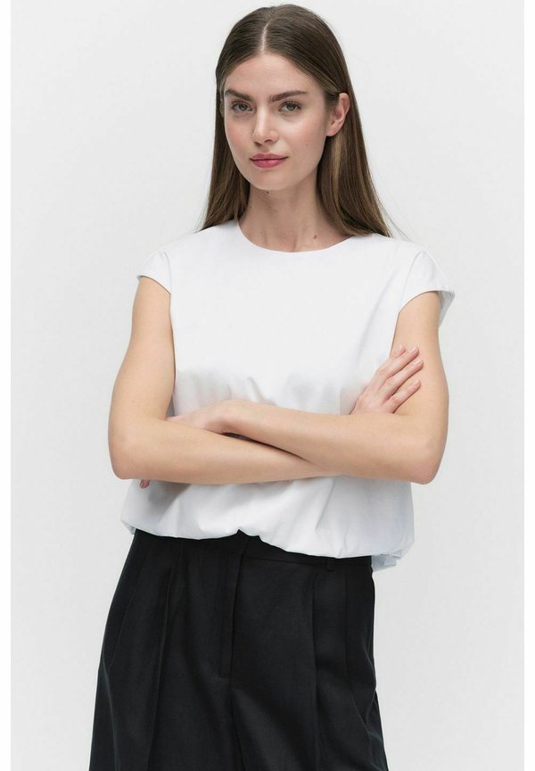 LUCEE SHORT SLEEVE BLOUSE - T-Shirt basic