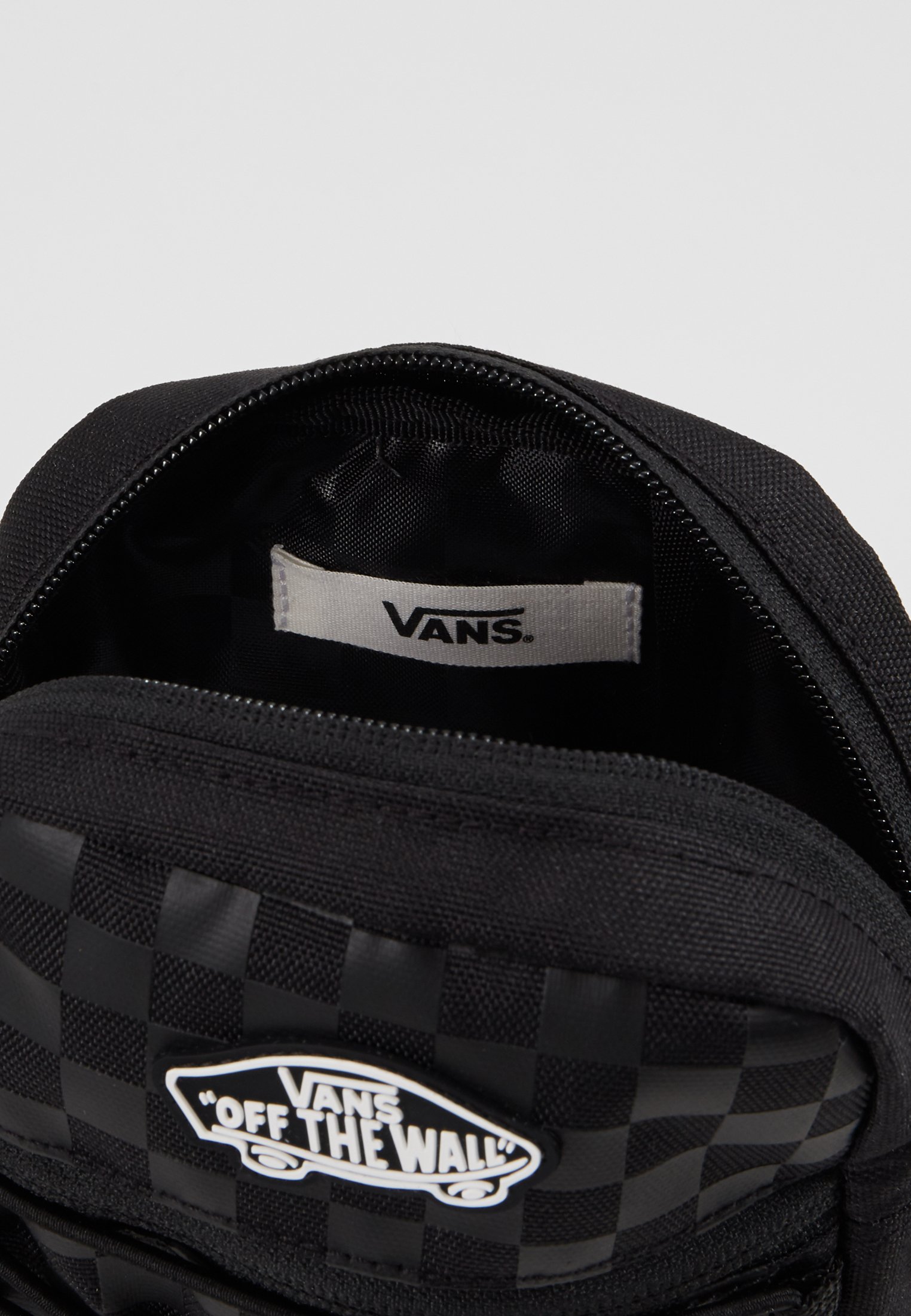 vans street ready sport crossbody
