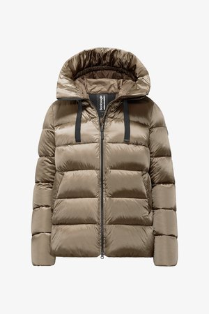Taupe gesteppte Daunenjacke mit großer Kapuze, schwarzen Kordeln, Frontreißverschluss und seitlichen Taschen, gestaltet für Wärme und legere Trageweise.